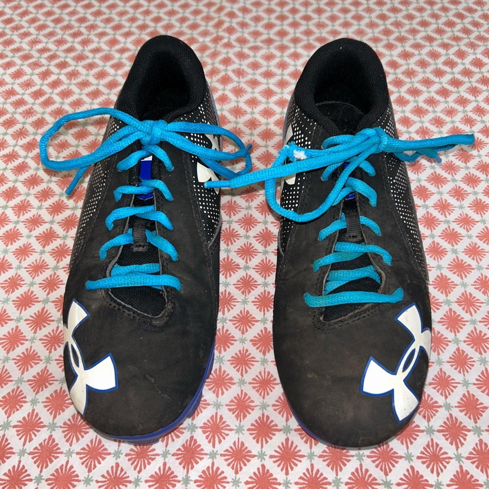 Under Armour black and blue soccer cleats youth size 3.5 - Picture 3 of 12